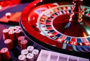 Tabel nilai poin Fishing Arcade menunjukkan hadiah untuk setiap jenis ikan